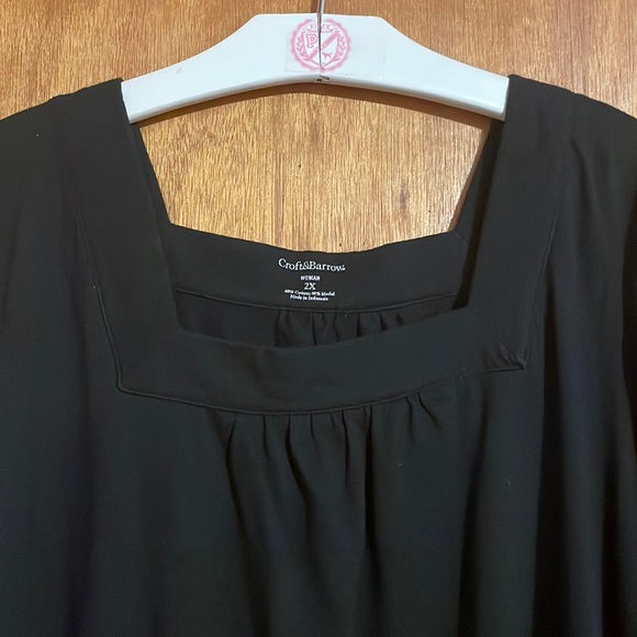 •CROFT & BARROW•BLACK FLOWY BODICE SQUARE NECKLINE SHORT SLEEVE TOP. SIZE 2X EUC - Picture 5 of 7